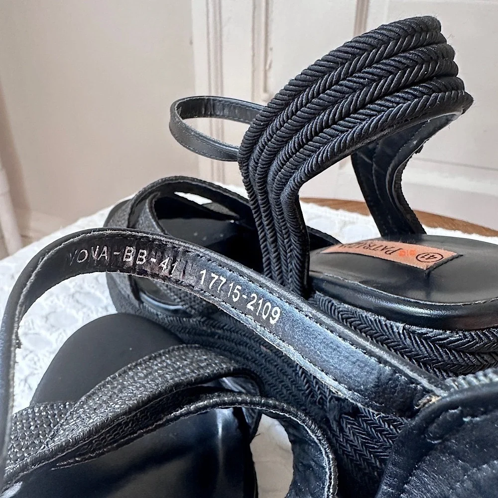 Woven Platform Wedge Sandals - Black